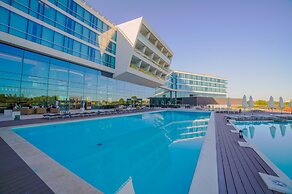 Hilton Pilar