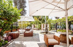 Lear Sense - Experience Luxury Hotel