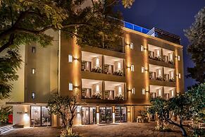 Lear Sense - Experience Luxury Hotel