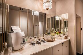 Lear Sense - Experience Luxury Hotel