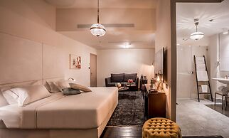 Lear Sense - Experience Luxury Hotel