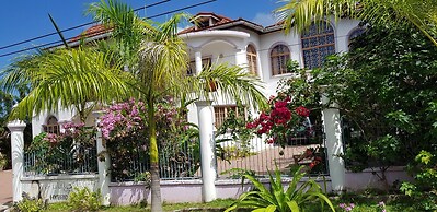 Jamaica Villa Sweetsap