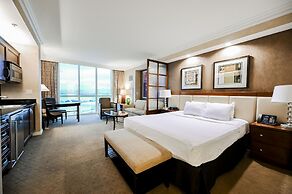 StripViewSuites at Signature
