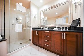 StripViewSuites at Signature