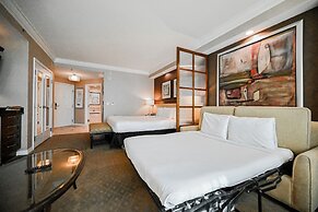 StripViewSuites at Signature