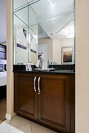 StripViewSuites at Signature