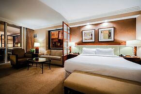 StripViewSuites at Signature