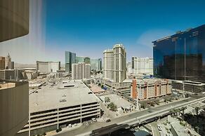 StripViewSuites at Signature