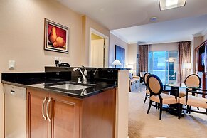 StripViewSuites at Signature
