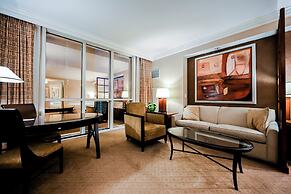 StripViewSuites at Signature