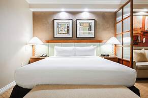 StripViewSuites at Signature