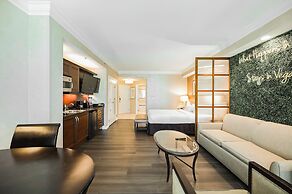 StripViewSuites at Signature