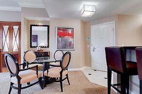 StripViewSuites at Signature