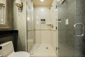 StripViewSuites at Signature