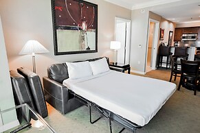 StripViewSuites at Signature