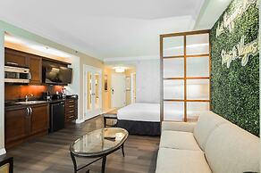 StripViewSuites at Signature