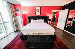 StripViewSuites at Signature