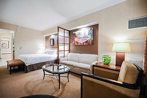 StripViewSuites at Signature
