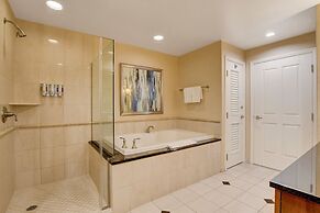 StripViewSuites at Signature