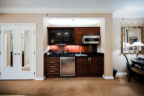 StripViewSuites at Signature