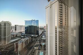 StripViewSuites at Signature