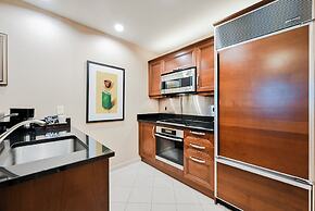 StripViewSuites at Signature