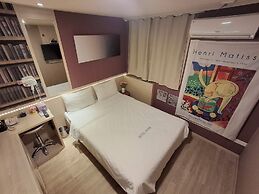 Shine Hotel