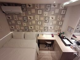 Shine Hotel