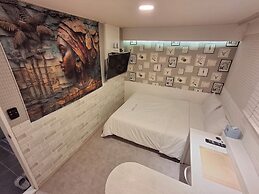 Shine Hotel