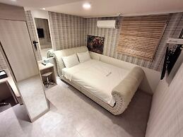 Shine Hotel