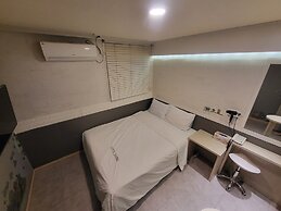 Shine Hotel