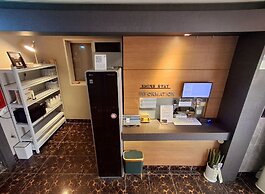 Shine Hotel