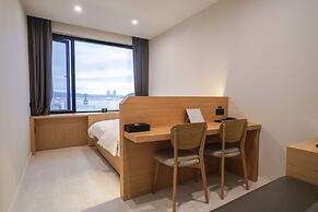 Mipo Oceanside Hotel