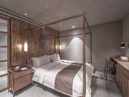 YU HOTEL