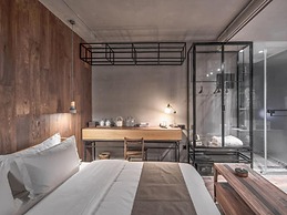 YU HOTEL