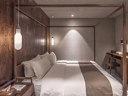 YU HOTEL