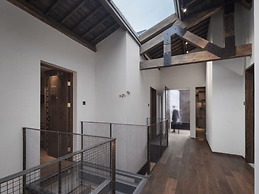YU HOTEL