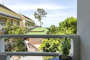 Chom Samui Place