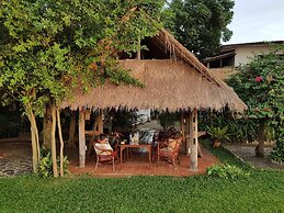 Mut Mee Garden Guest House