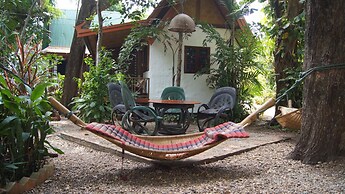 Mut Mee Garden Guest House