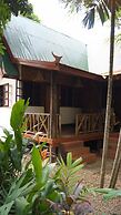 Mut Mee Garden Guest House