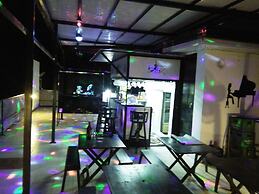 Western Highway Lodge