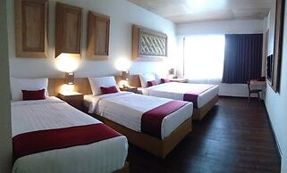 Hotel Parangraja