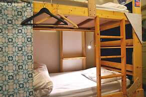 Fish hostel
