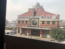 Fish hostel