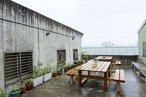 Fish hostel