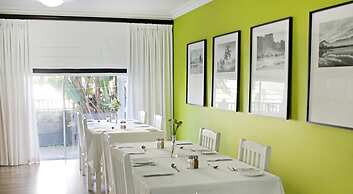 Silver Oaks Boutique Hotel