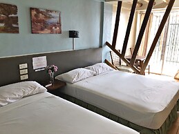 Pura Vida Resort