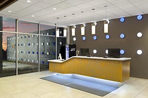 GLō Best Western Nashville Airport