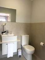 Ashton Park Luxury Apartment